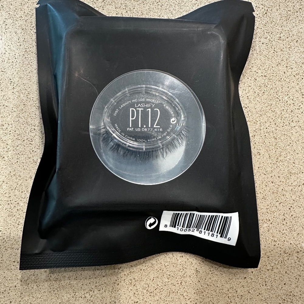 Lashify False Lash Gossamer in Plushy Tame PT.12